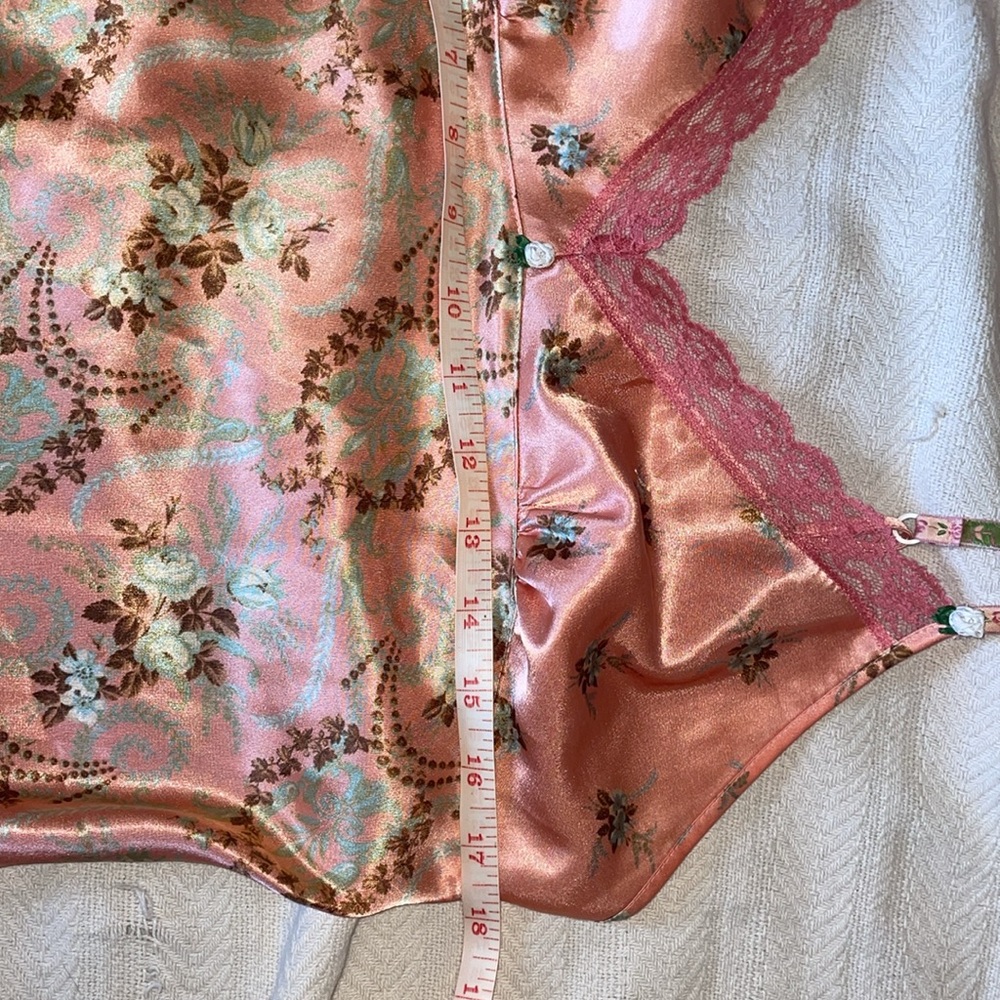 Victoria's Secret Creamy Orange/Pink Satin Chemise